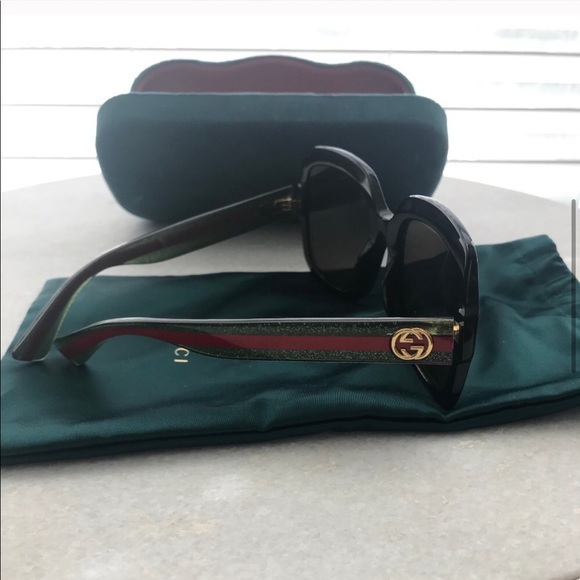 Gucci Accessories - Gucci stripe sunglasses